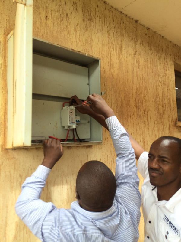 تجهیزات آزمایش متر الکتریکی 50 هرتز با پروتکل استاندارد STS برای آزمایش پایدار و طولانی مدت